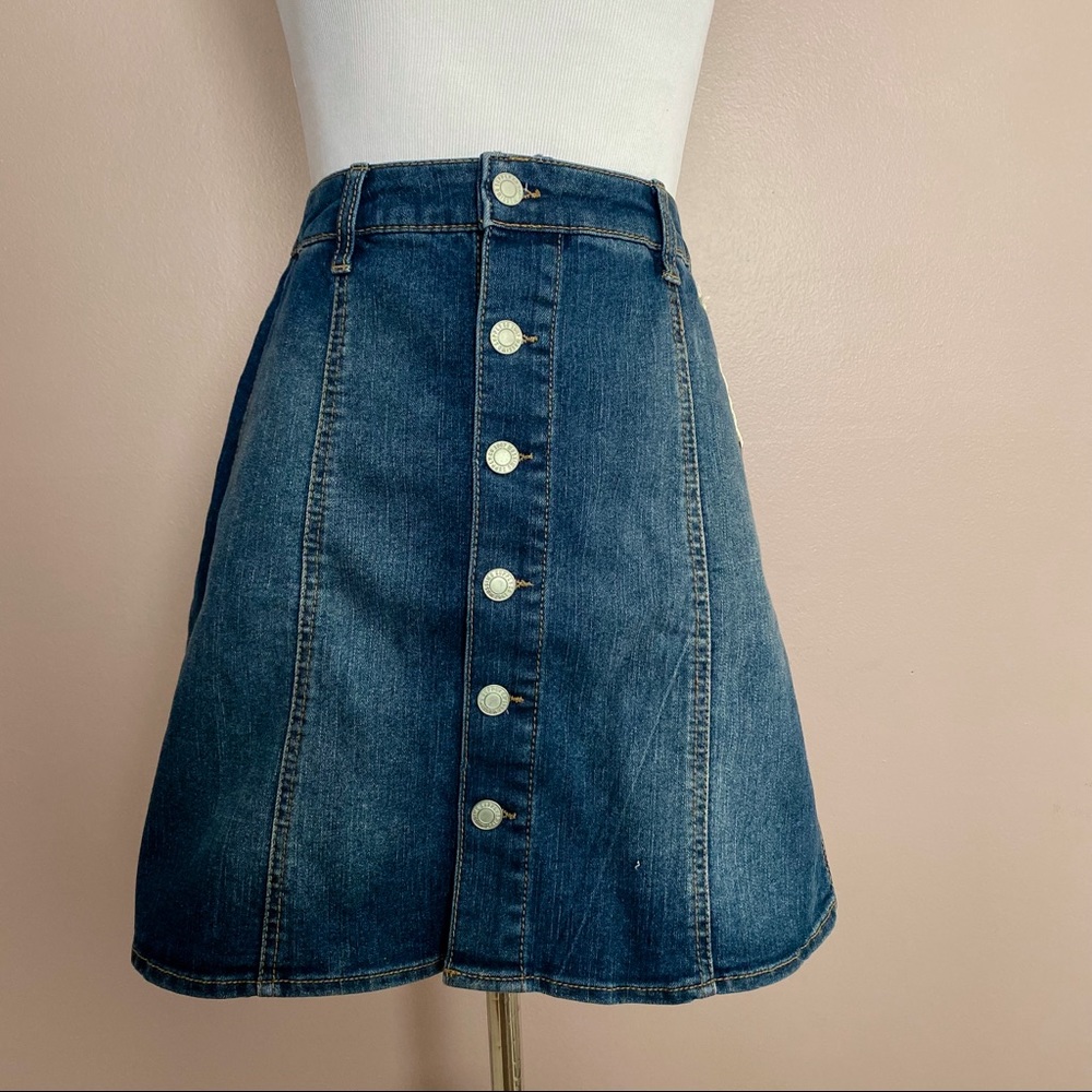 MOSSIMO denim mini skirt - dark wash jean skirt with front buttons